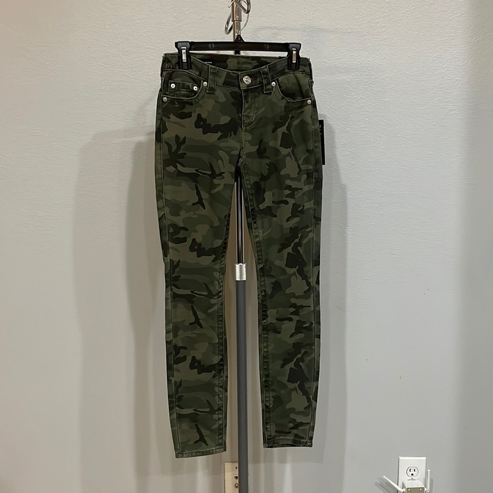 True Religion Olive Camo Halle Mid Rise Super Skinny Jeans Size 26